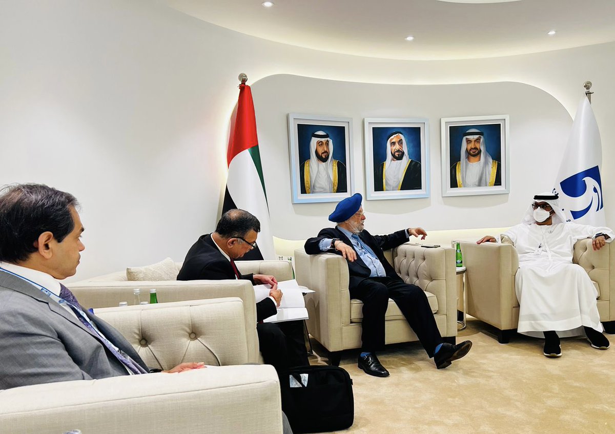 Meeting my friend HE Sultan Ahmed Al Jaber, Minister of Industry & Advanced Technology of UAE & MD & Group CEO of @ADNOCGroup & discussed ways to further our energy cooperation. An MoU between & ADNOC & @gailindia was also exchanged during the meeting.