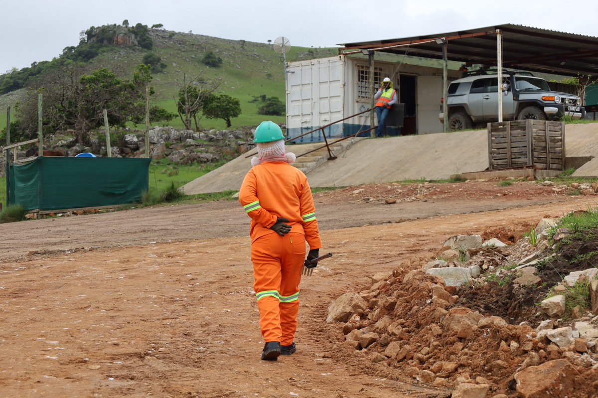 SANRAL_za's tweet photo. #MsikabaBridge | This titanic project carries the responsibility as a critical catalyst for economic growth at a national, provincial and regional level.
#Stakeholder
#SANRALProjects
#N2WC
Join the livestream here:
https://t.co/lFRchQUWcP https://t.co/fRyK5HBCu2