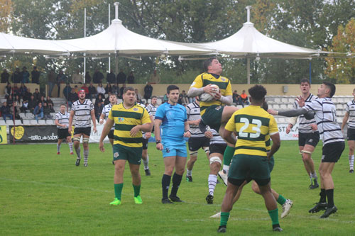 MARCAvalladolid's tweet photo. 🏉 Tiempo de RUGBY
👉 Contamos la sexta jornada de la @RESuperCup:
✅️ Victoria @iberians_rugby 29-10 #BrusselsDevils
📻 101.5 FM
📱 APP para iOS y Android
💻 https://t.co/hdoH2M9H26 https://t.co/qmgF9io7Qv