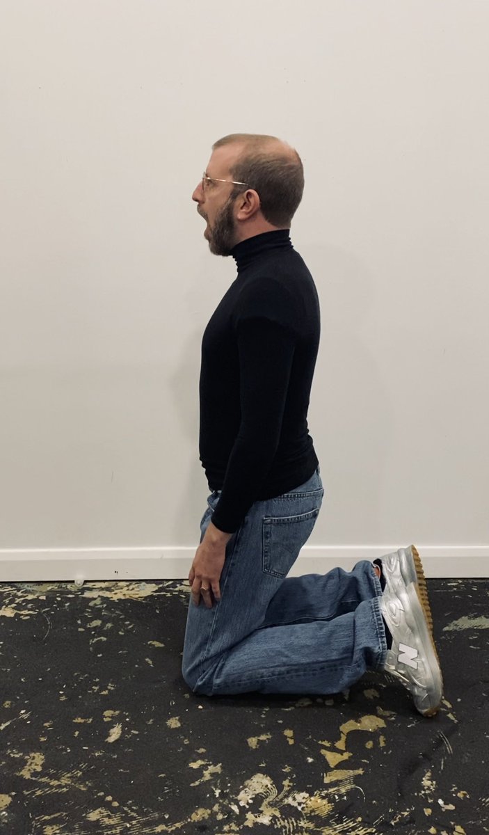 Happy halloween from 

STEVE BLOW JOBS 🍏