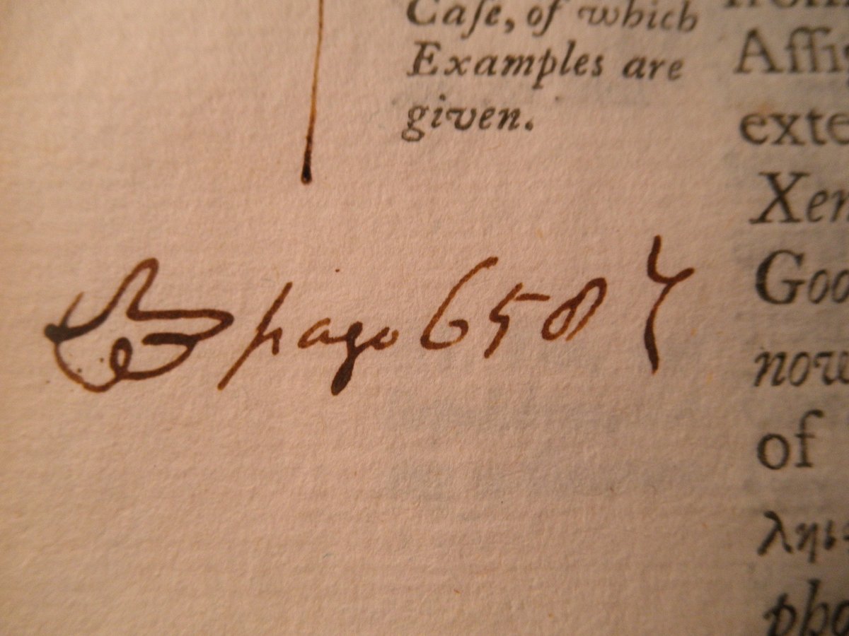 HamiltonsBook's tweet photo. Manicule and Daggers  from the Hamilton signed Grotius #book 

#AlexanderHamilton https://t.co/0BdjXq5zzS