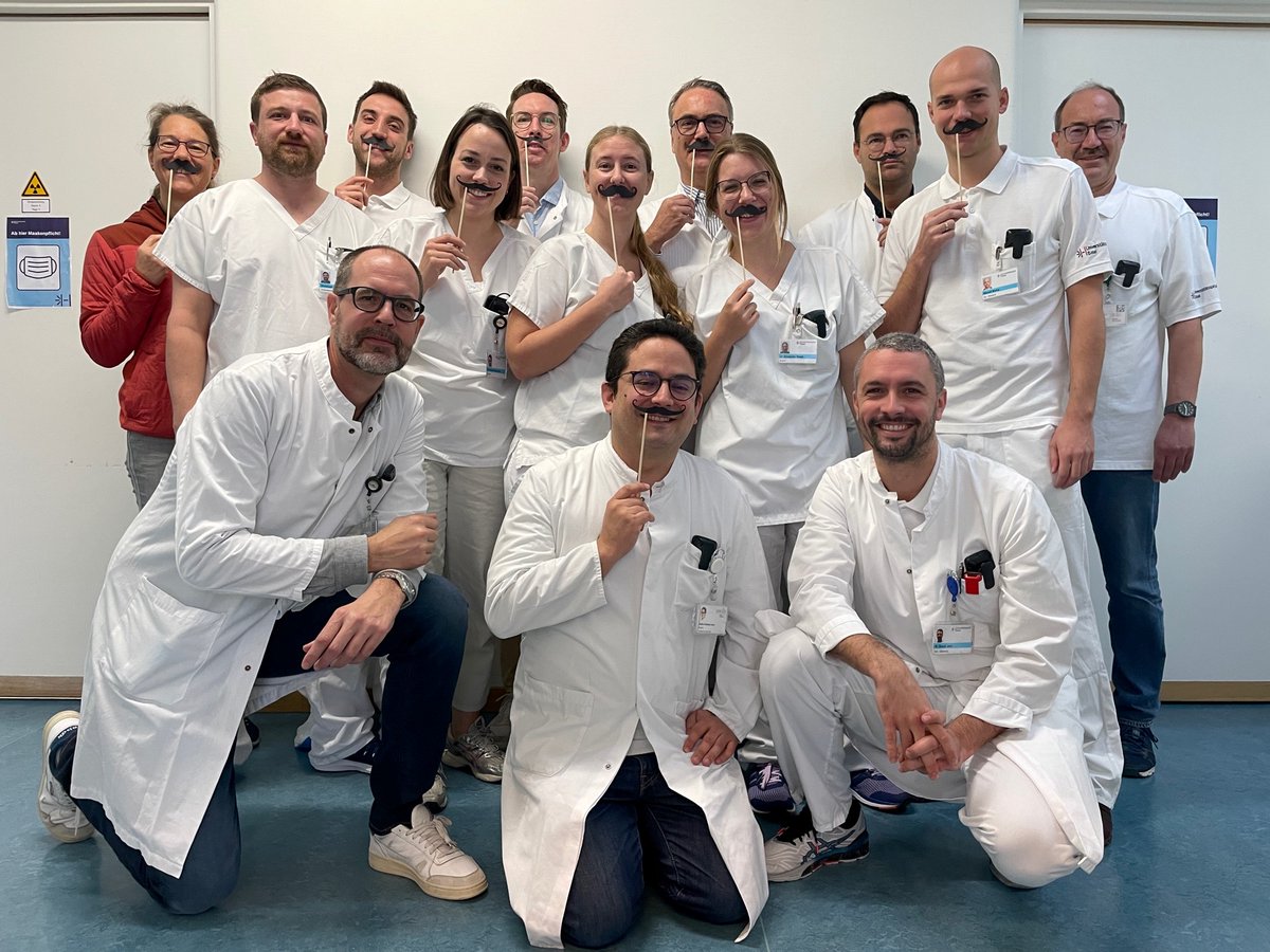 Prof_SeifertH's tweet photo. Wir sind bereit für den "Movember"! Ab diesem Mittwoch, 2. November, starten unsere Movember-Sprechstunden im Universitätsspital Basel. Sichern Sie sich jetzt Ihren Termin: https://t.co/kYgd5VVmNZ 
Hier geht's zum Instagram Beitrag: https://t.co/uTFtjPdsyZ https://t.co/wqjSbt5pPs
