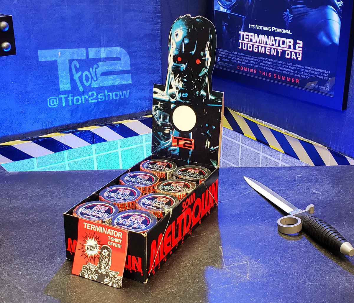 Tfor2show's tweet photo. Happy #Halloween! 🎃 Who among us remembers the pleasure of enjoying #Terminator2 SOUR MELTDOWN candy in 1992?
#BrickBoy remembers. @DinosaurDracula https://t.co/Un96aQuJjT