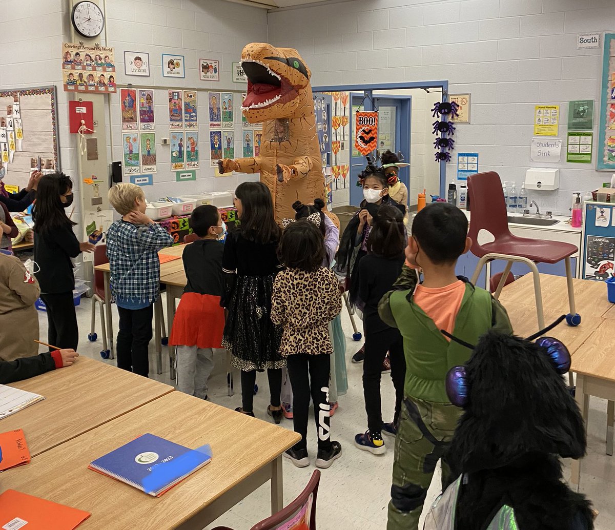 Happy Halloween from our principal! 🦖 🎃👻 @LC2_TDSB @tdsb