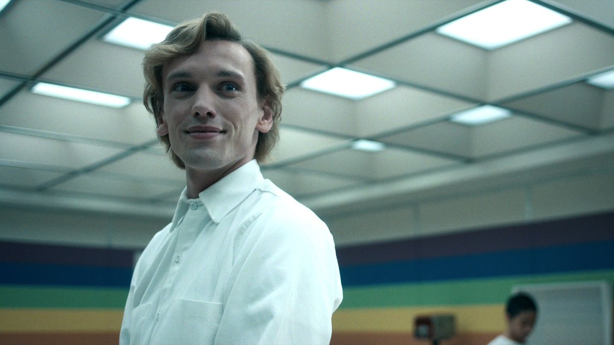 Days until Young Royals S2: