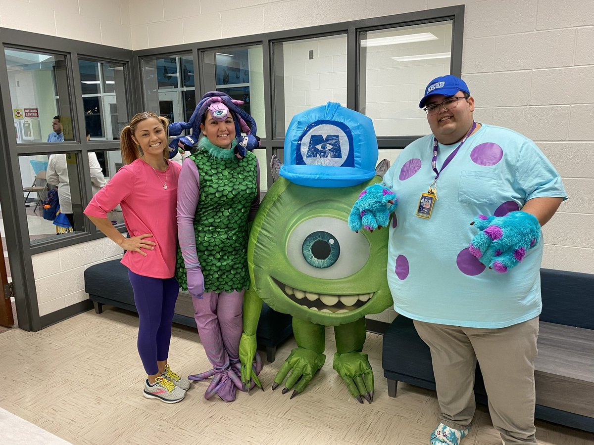 Our morning zoom announcements but the Halloween version. 💚💙🐛 <a href="/ECA_HCISD/">Early Childhood Academy</a>