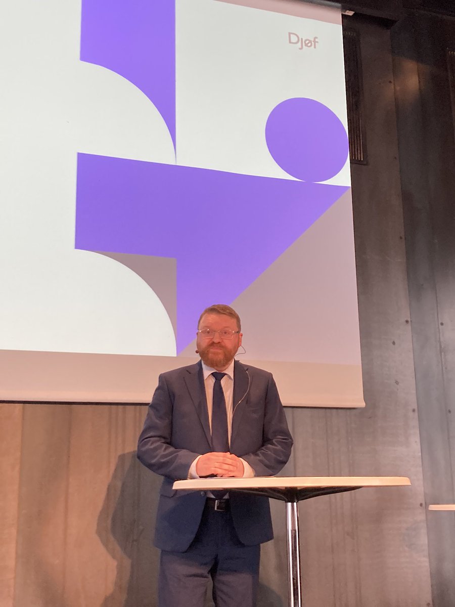 Offentlige Chefer i <a href="/djoef/">Djøf</a> sætter i dag fokus på frihedens mange ansigter - fra Ukraines frihedskamp til styring af den off. sektor &amp; behovet for at gøre sig fri af unødigt bureaukrati og kontrol.
Nødvendige debatter i siger #dkpol <a href="/ledelsesugen/">Ledelsesugen</a>