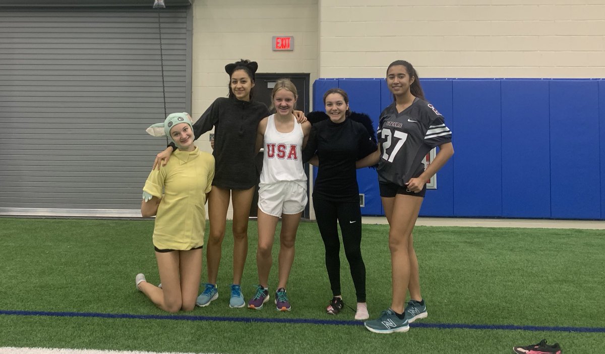 XcBoswell's tweet photo. Halloween Hard Day! The season is over but we aren’t done yet!!!#bosxc https://t.co/f2GzmmfuZU