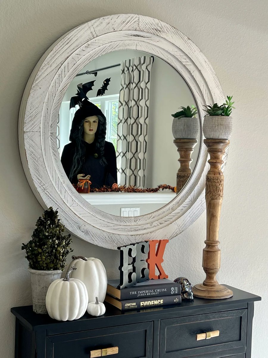 SeaGateHomesPC's tweet photo. Happy Halloween! https://t.co/pLLGQjq57q