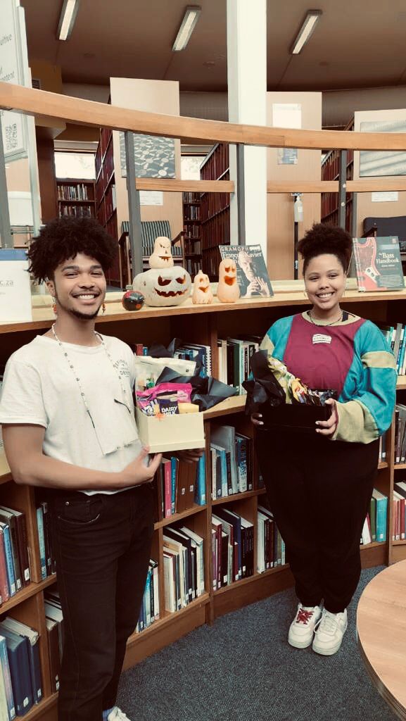 UCTMusicLib's tweet photo. Congratulations to our winners 👻😱your work of squash was smashing. Thank you for being a vaaab at Music Library🎶💃🤸😇👯 #uctlib #uct #music #Libraries #MondayMotivation #Halloween2022 #Halloween https://t.co/wwr01EwcKP