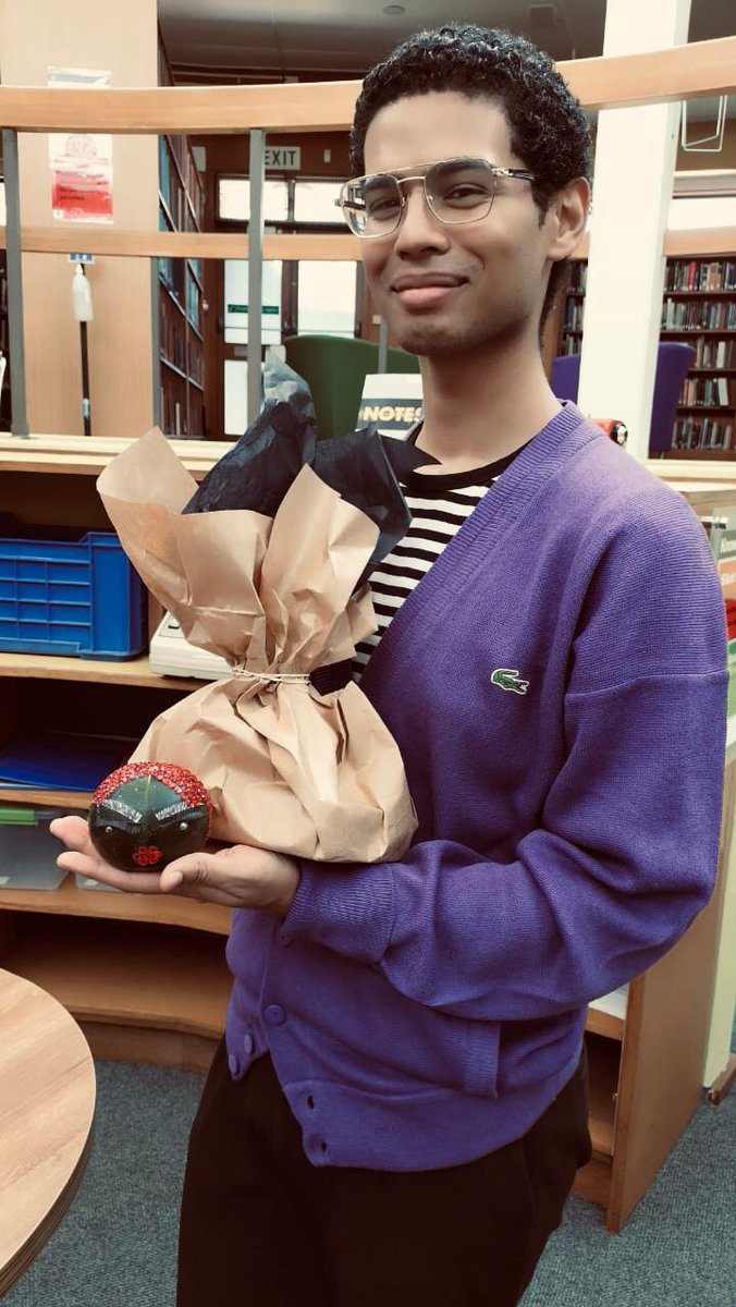 UCTMusicLib's tweet photo. Congratulations to our winners 👻😱your work of squash was smashing. Thank you for being a vaaab at Music Library🎶💃🤸😇👯 #uctlib #uct #music #Libraries #MondayMotivation #Halloween2022 #Halloween https://t.co/wwr01EwcKP