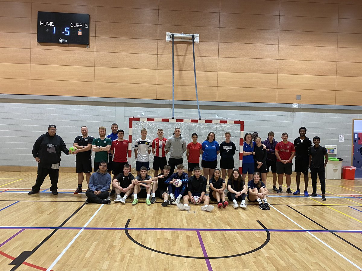Football_BSc's tweet photo. Many thanks @SolentCoachEd for organising the CPD day today @SolentUni , so many opportunity, so much support and real evidence of knowledge exchange throughout the day https://t.co/ZCbEftoyGd