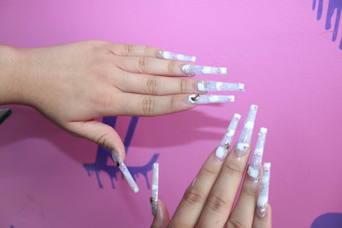 4thylulz's tweet photo. I have some spots available today Dm 📲 @TheNailKillah_ On Instagram 💗 https://t.co/mPO3OG8IvU