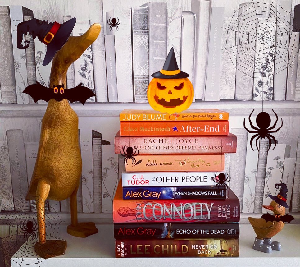 Happy Halloween! 🎃👻🎃 #SpellHalloweenInBooks #BookTwitter #booktwt #books #bookbloggers