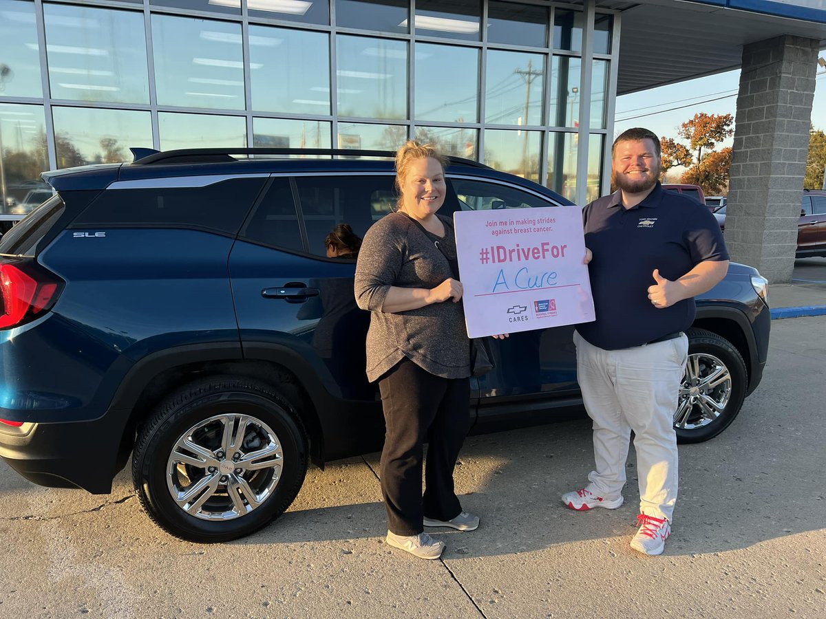 FlahertyChevy's tweet photo. Way to go Mrs. Scott on your 20' GMC Terrain! Love that color and happy Brian Carder was able to take care of you!

Happy that you were able to help us in our efforts to drive for a cure! #WeDriveFor https://t.co/ipLvvmAauA