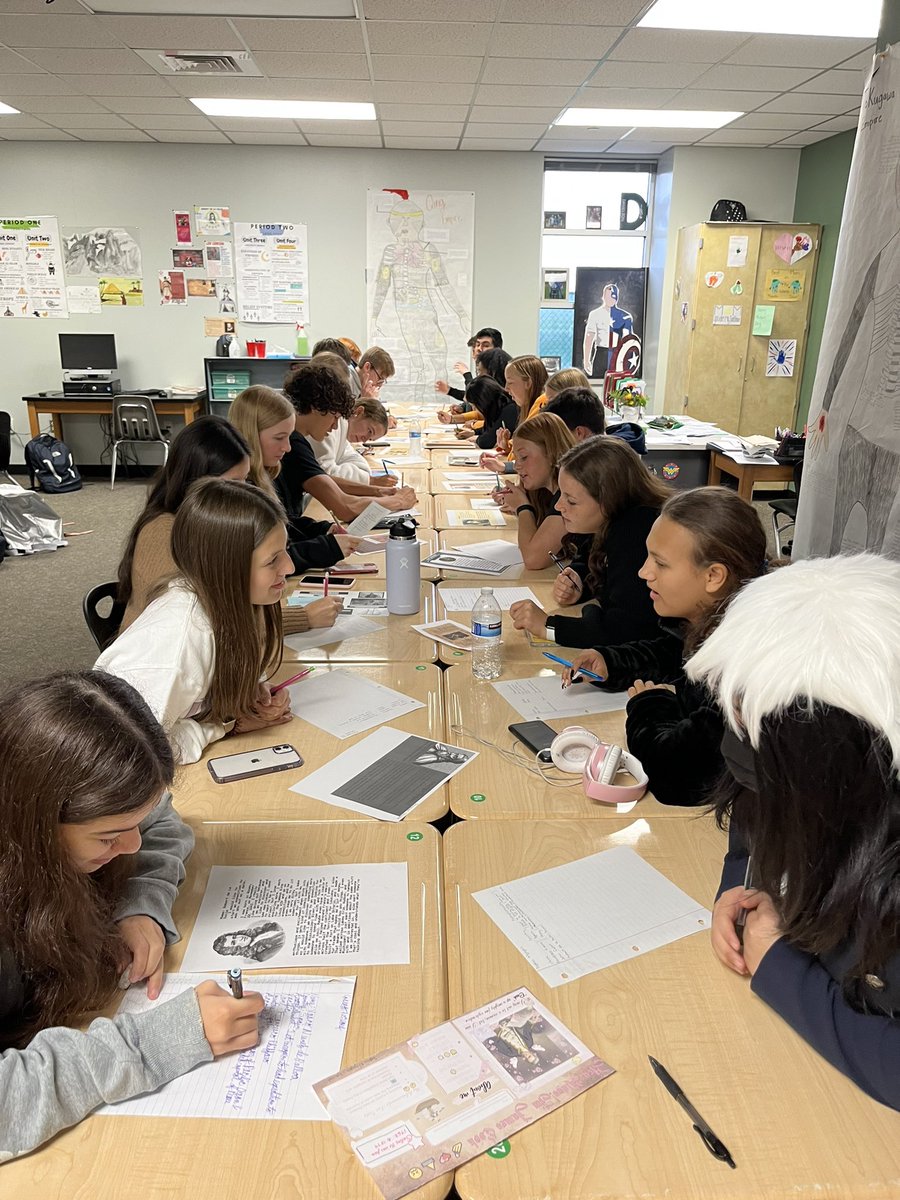 AP World students used a speed dating activity to understand the Age of Exploration <a href="/edcoach_justin/">Justin Singleton</a> #doingsocialstudiesdaily