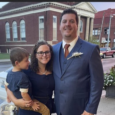 KennethHelphen2's tweet photo. #NewProfilePic https://t.co/WJ1HQBJxft
