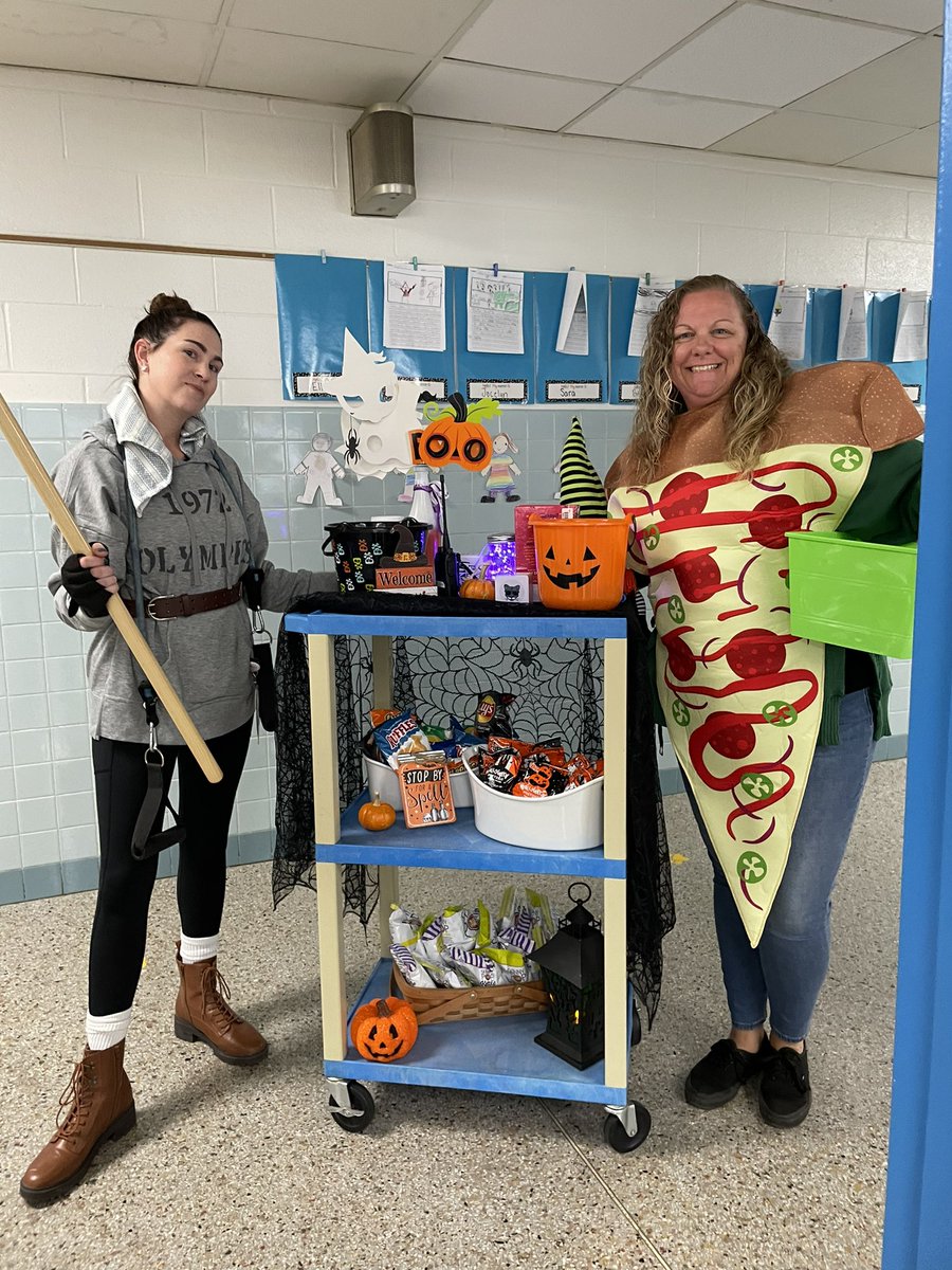 Look at Kingston’s <a href="/Sarah_AllardVB/">Sarah Allard</a> and <a href="/MicheleLinden/">Michele Linden</a> rocking Halloween! They’re sharing their Halloween joy with us!!