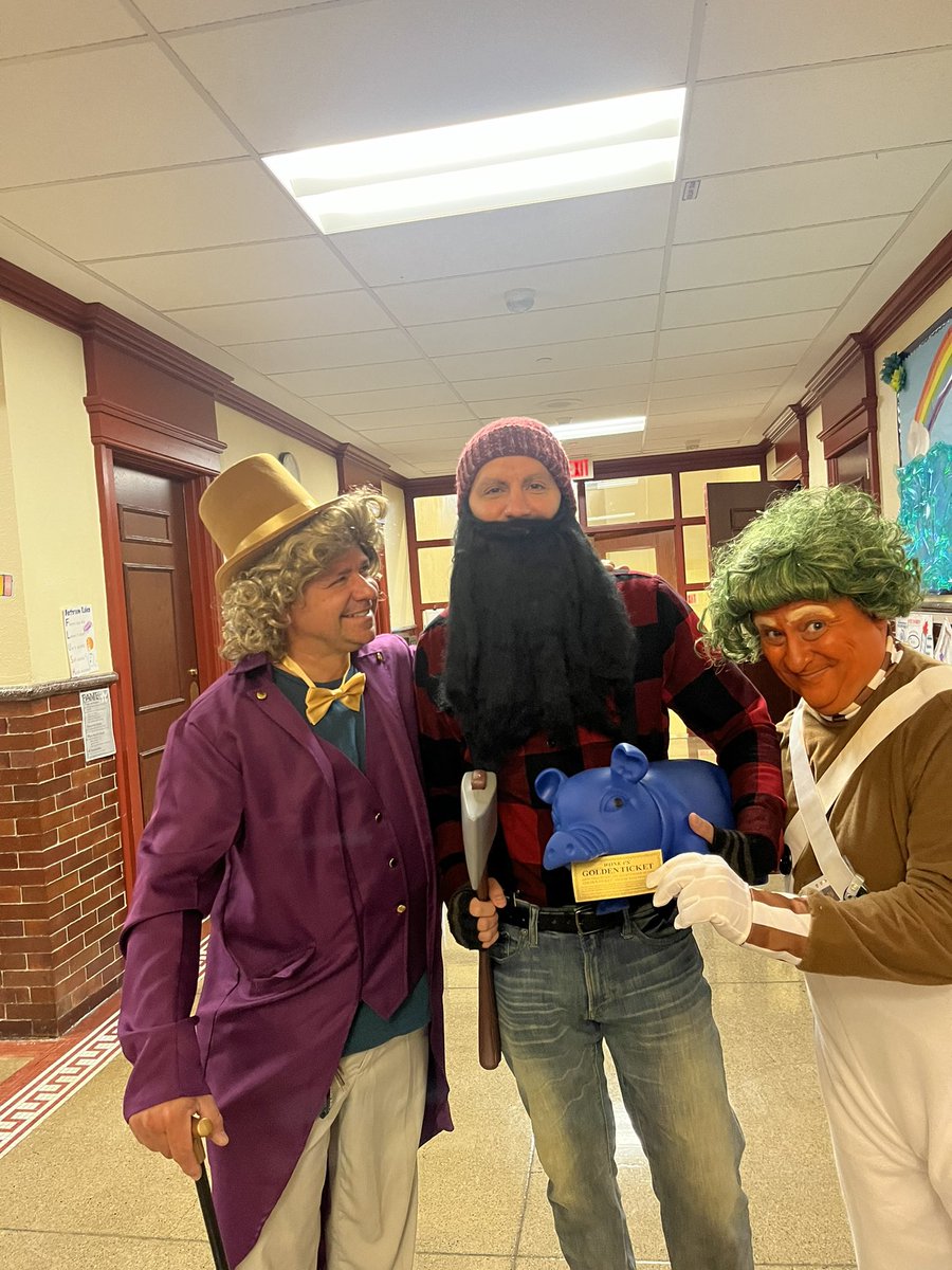 The minions and company have arrived at March Elementary!🎃<a href="/EASDMarch/">F.A. March School</a> <a href="/EASDpasquel/">Karen Pasquel-Interventionist, NBCT</a> <a href="/EASDBrunetti/">Jennifer Brunetti</a> <a href="/BOE_EASD/">Easton Area School District Board of Education</a> <a href="/EASDStudServ/">DirectorStudentServ</a>