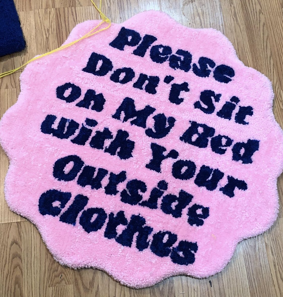 “Please Don’t Sit In My Bed With Your Outside Clothes” handmade rug from Affirmation Rugs miiriya.com/vendors-who-ne…