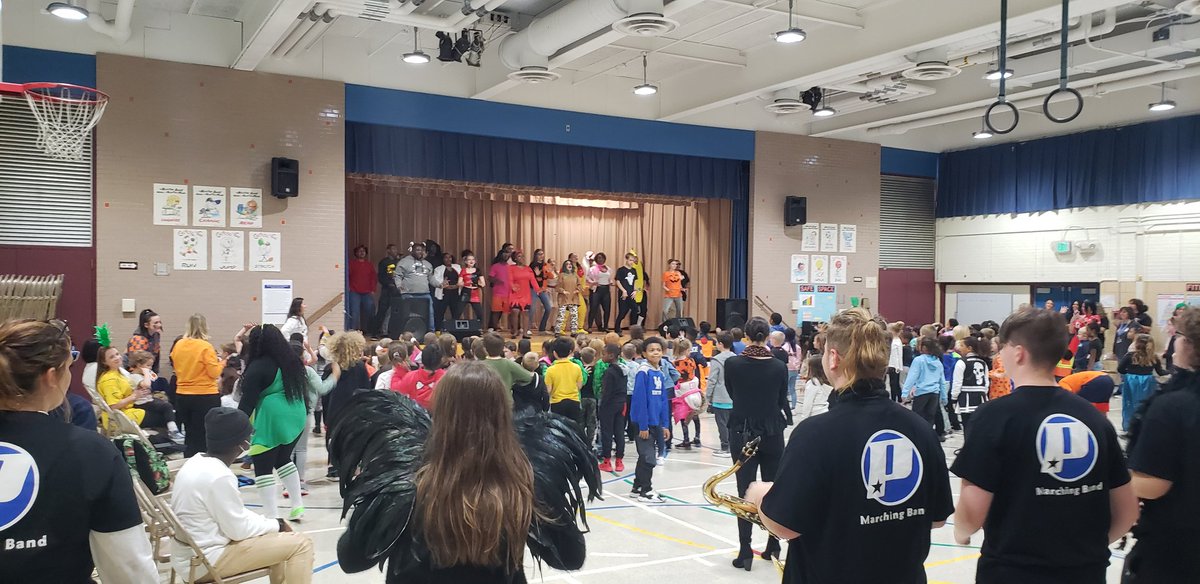 delmendorf's tweet photo. Thanks to @CharlesmontBCPS for the invite! Best Halloween ever!  Loved watching @PatapscoHSCFA marching band and show choir perform for their students!  @MusicBCPS @RodriguezHobbs @cbanksbcps @BCPS_Magnet https://t.co/twN5vl6plV