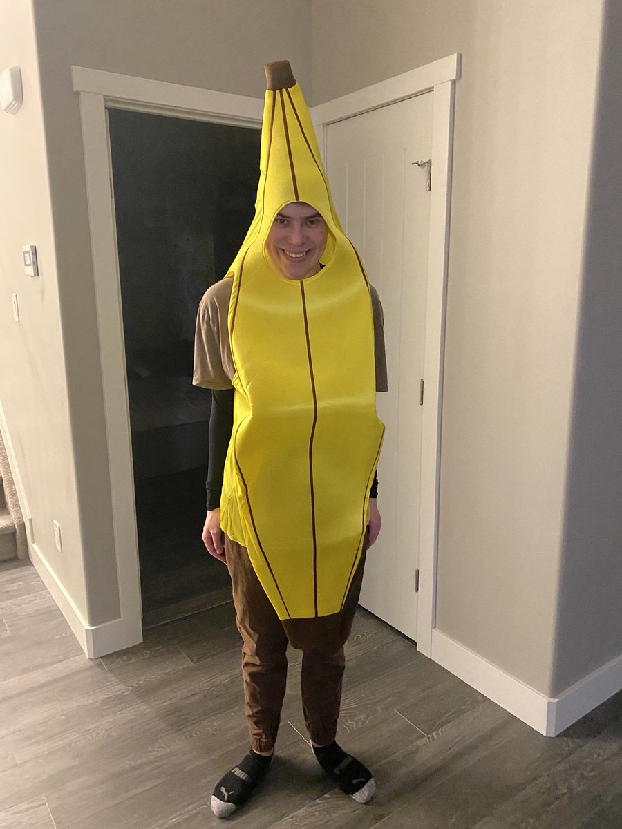 BMcNallie's tweet image. Happy Halloween and Little Banana 🍌 and Today and Paxton #AutismAwareness #SPACHS