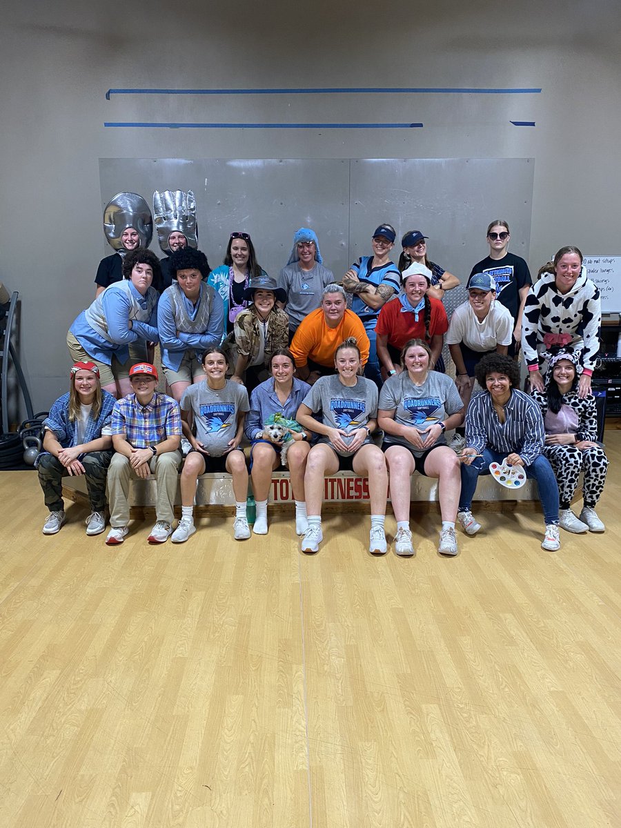 Before and after Halloween Zumba! 

Things were a little sweaty afterwards. 

#Team7