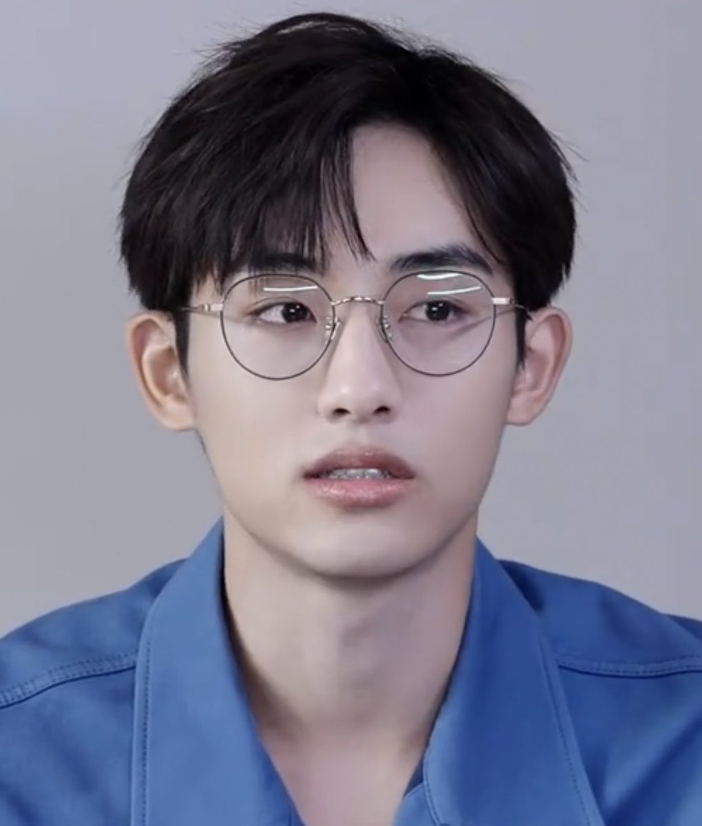 청청 tweet media