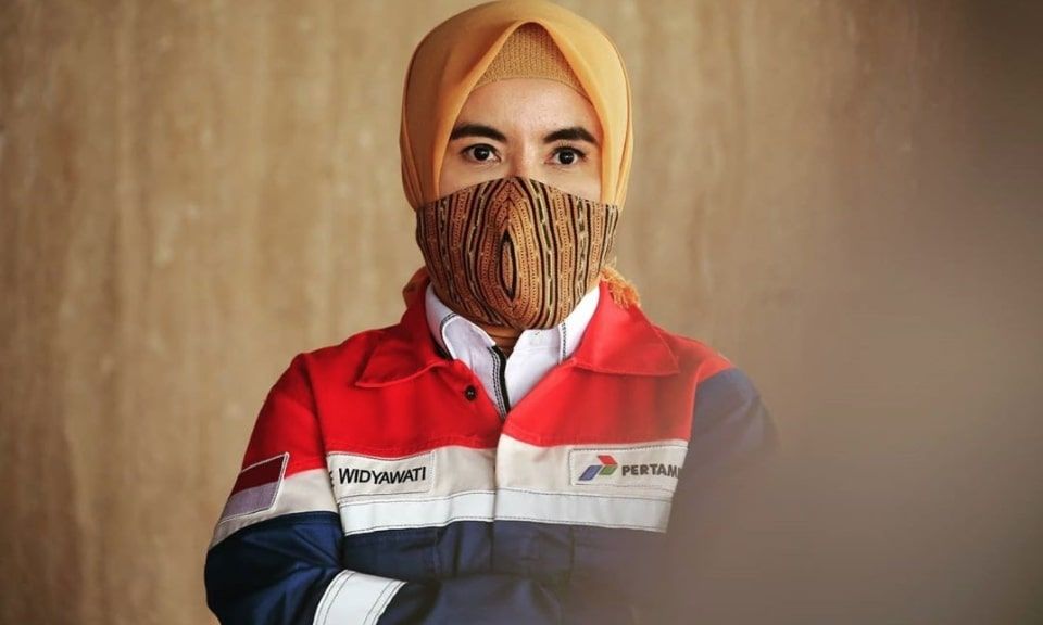 _Putries's tweet photo. Wahhh Raih Peringkat 2 Rating ESG Dunia, Pengamat Sebut Daya Saing Pertamina Semakin Meningkat,keren!! 

 https://t.co/00H8L4tRhA https://t.co/fs4evrenpl