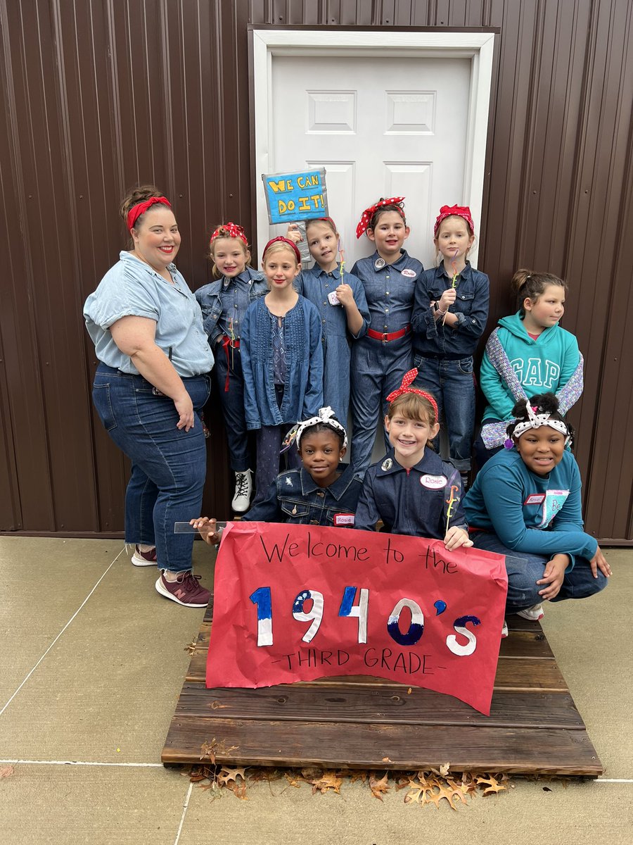 TummonsLSEArts's tweet photo. Itβs a good day to be Rosie the Riveter! @LSEArts #LSEFallFest πͺπ»β€οΈπ https://t.co/9JBhn2Vvir