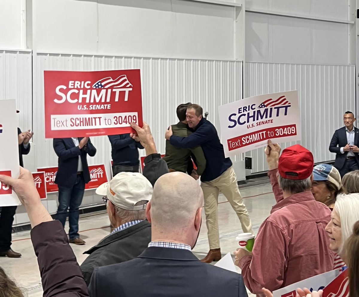 In Springfield with ⁦<a href="/Eric_Schmitt/">Eric Schmitt</a>⁩ - the next Senator from Missouri!