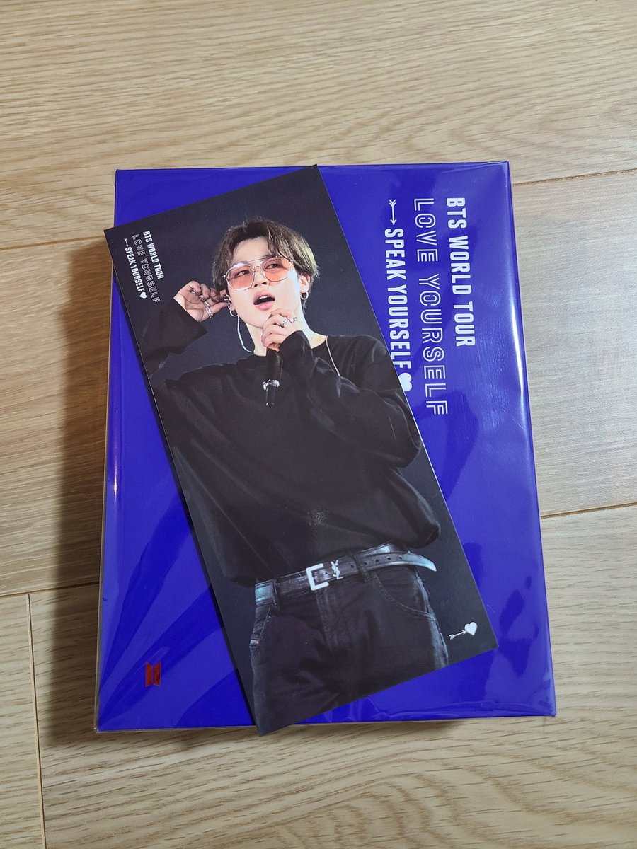 すごーく今更ですが…

BTS SPEAK YOURSELF ロンドン
ブックマークの交換探してます‼️

譲 >>> ジミン JIMIN 지민
求 >>> グク JUNGKOOK 정국

かなり前の物になるので、大変難しいと思いますが、どなた様か交換して頂ける方いませんか？？
よろしくお願い致します🙇‍♀️🙏✨