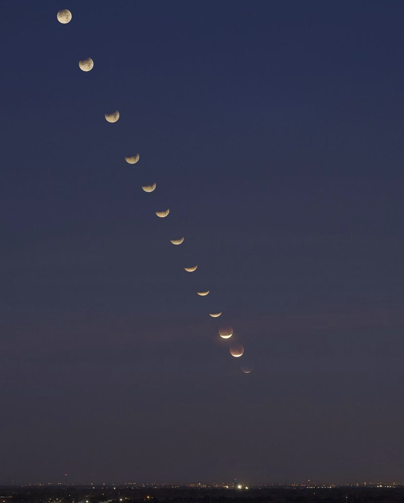 inquirerdotnet's tweet photo. TOTAL LUNAR ECLIPSE 🌑 😍

LOOK: NASA shares this composite photo showing the moon in different stages of the eclipse from top left to bottom right. | 📷: NASA https://t.co/J0IHPebwYK