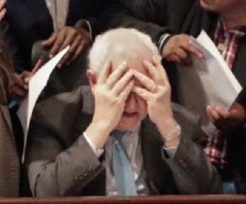 DanielSamperO's tweet image. Petro: "Es hora de desvalorizar la economía de los hidrocarburos... "

Ocampo: