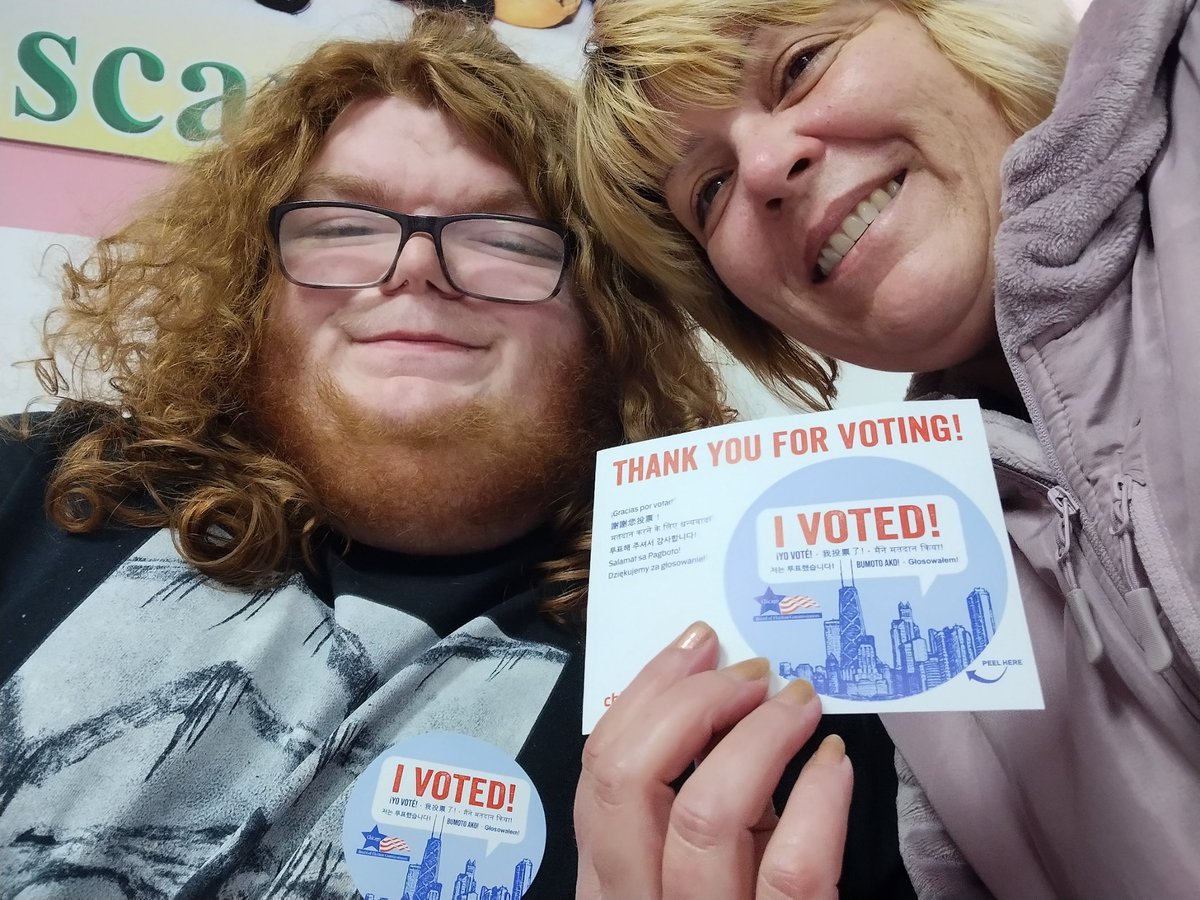 A family that votes together stays together. #votechicago