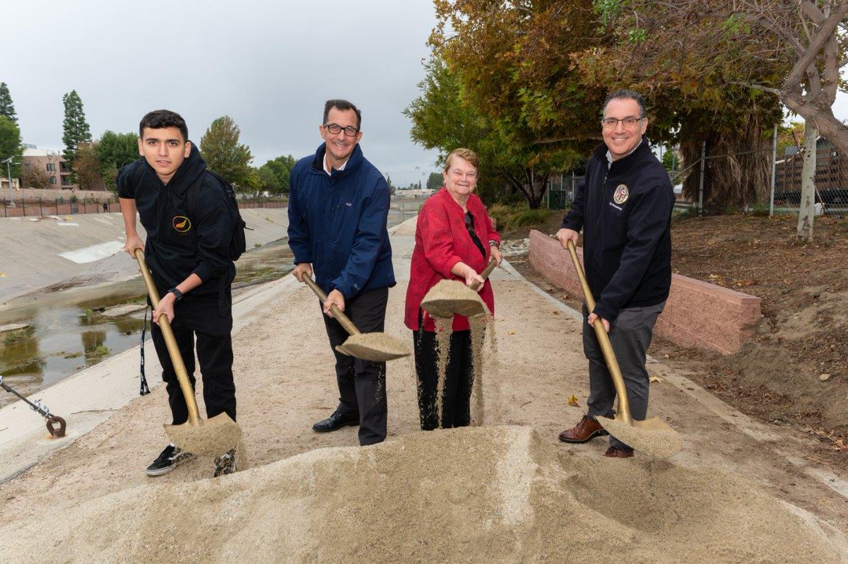 Enjoyed a truly special (and rainy!) Monday morning in Canoga with community, @LACoPublicWorks and @BobBlumenfield , as we broke ground on the exciting new LA River Headwaters Pavilion project, to be located in Canoga Park.