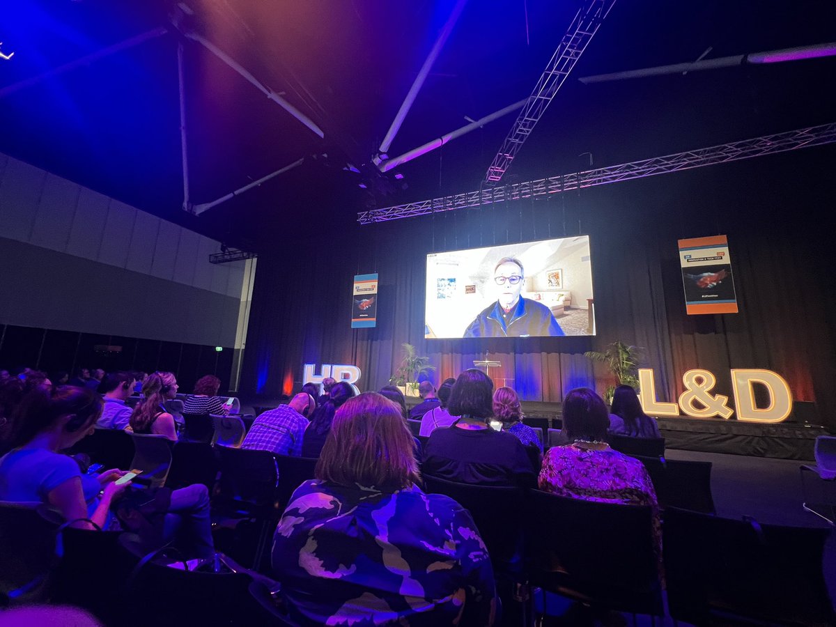 megabowman's tweet photo. Incredible keynote at the HR Tech Fest in Sydney by @JoshBersinNews on HR Tech, it’s an exciting space and it’s great to hear what’s going on globally in this new frontier for business. #hrtechfest #ldtechfest https://t.co/UPmJzGIGe5