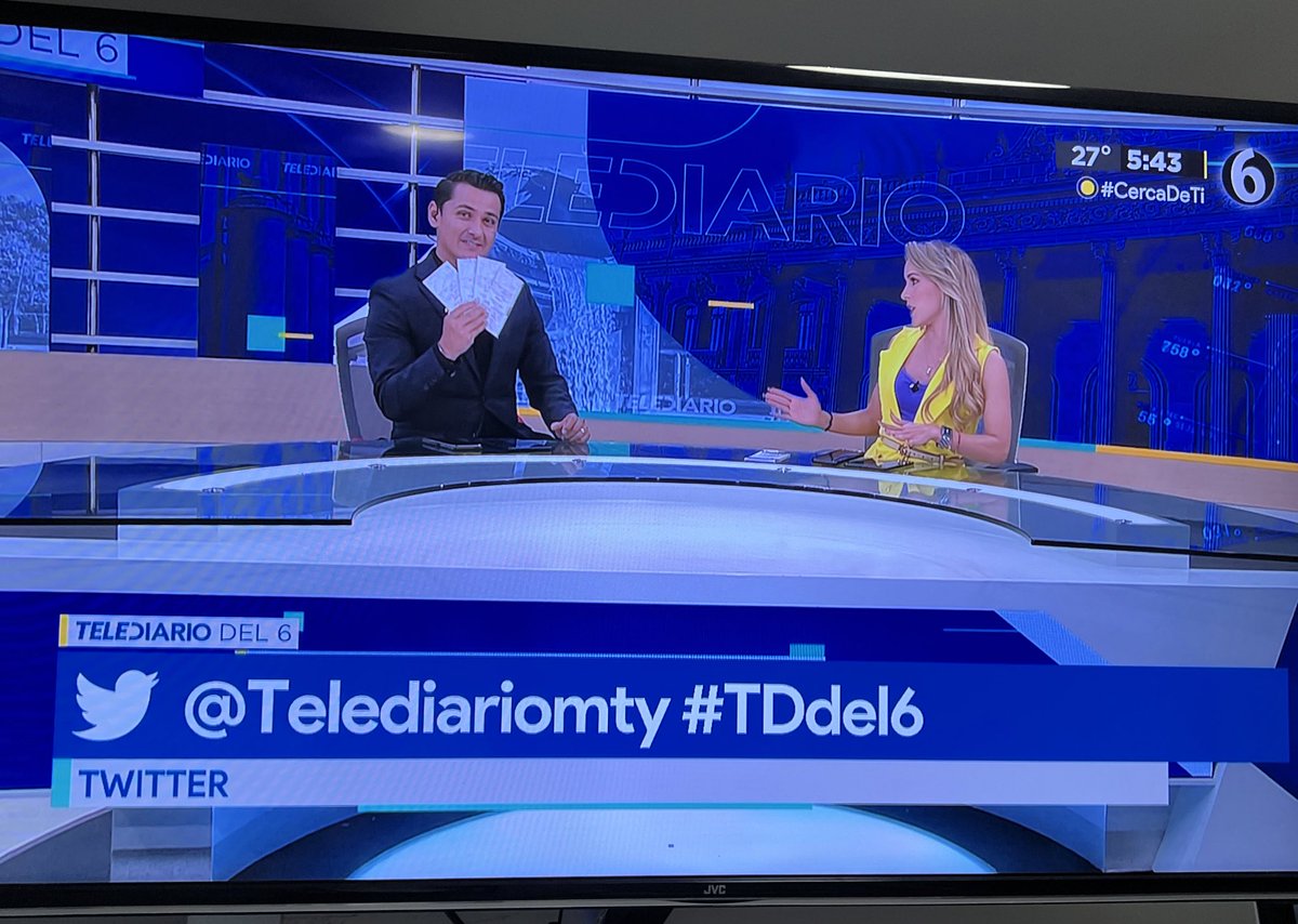fercortest's tweet photo. @telediariomty #TDel6 
Así de feliz como @Erik_Reportero 
Me voy a ver si me gano los boletos de Yuri 🤩 https://t.co/zYcUiMP0O7