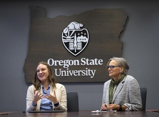 CallOnColin's tweet image. MY POWERHOUSE WIFE DID SOMETHING REALLY GOOD AT @OREGONSTATE AND WE ARE SO PROUD 😭