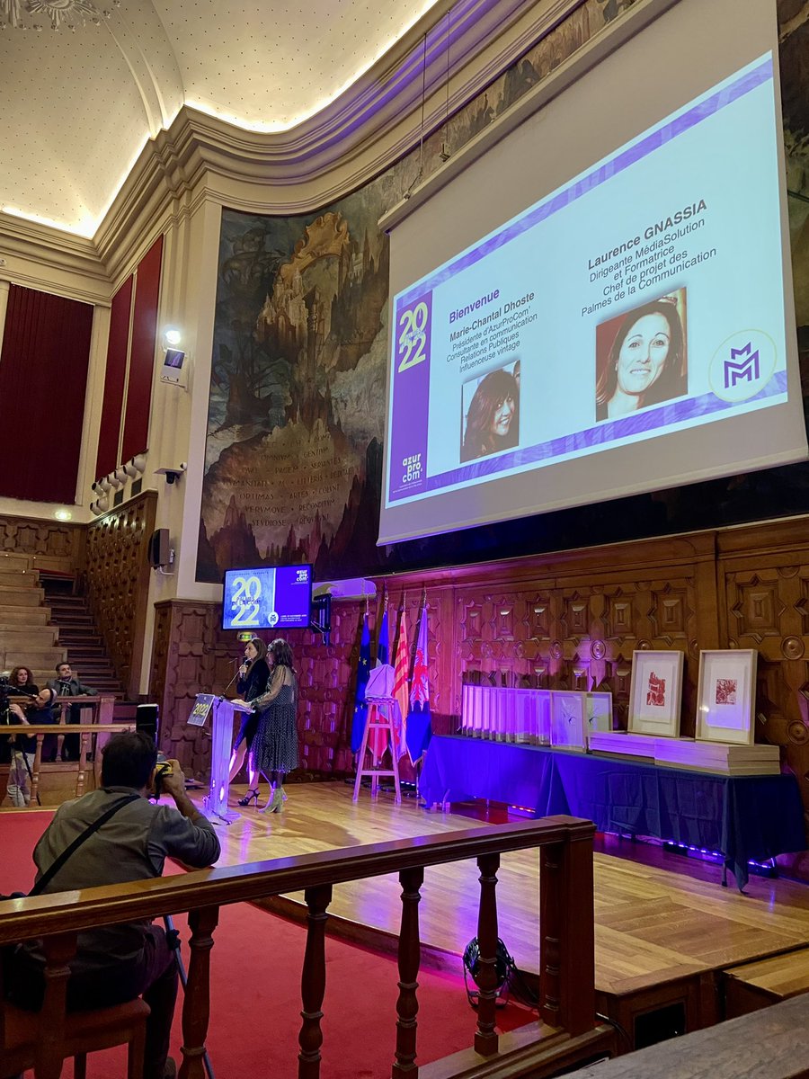 En direct de la 20eme édition des Palmes de la Com organisée par <a href="/AzurProCom/">@AzurProCom</a> ! Une édition anniversaire d’exception qui permet de récompenser les meilleures campagnes de communication du territoire dans le superbe cadre du #CUM 
#PalmesdelaCom