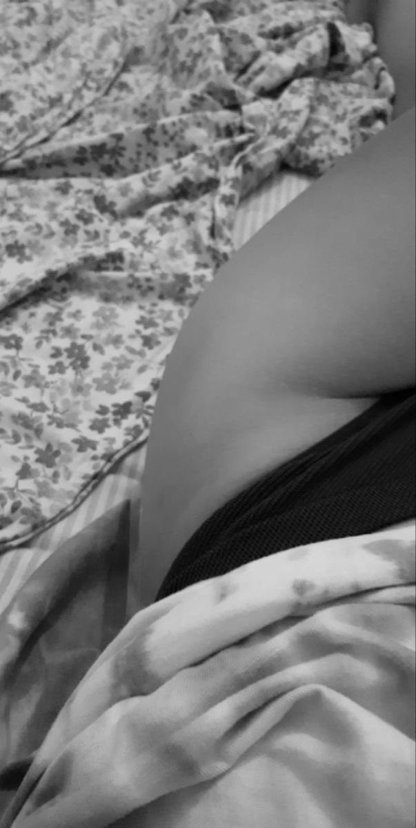 QueenApola's tweet photo. Blik przyjmę 

@FindomPolish @find0m @rt_feet @PolishFootSlave @PolishFindomFan @rtjackass @FootParadiseRT @rt_promo2k @rt_find @POLSKAFINDOM @findompl @bdsm_europa @RTDoms @FindomNation @dommes_rt @samdoggy5 https://t.co/nixdoYjNel