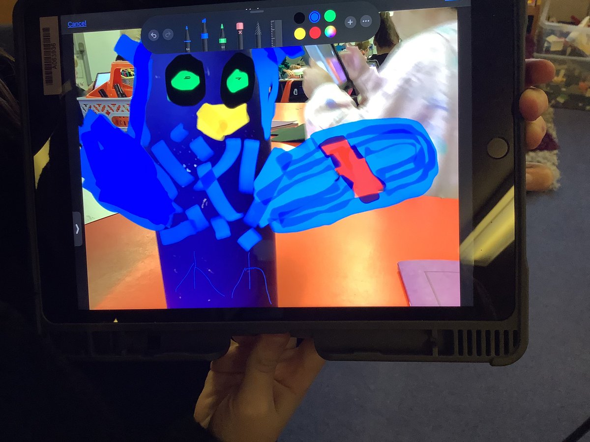 SchoolCrombie's tweet image. Today, our Digital Leaders were learning how to ‘Markup’ photos on the iPads! They took photos of objects and turned them into different things - super cool! 😎 #digitaltechnology #learningthroughtechnology