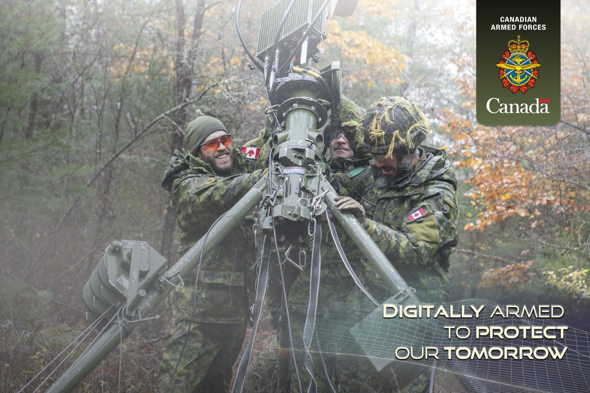 CanadianArmy's tweet photo. Members of 2 CMBG HQ & Sig Sqn are pushing the status quo by experimenting and implementing creative ideas from the bottom up. Find out how: https://t.co/wQElpDGhB7
#ProtectOurTomorrow #DigitallyArmed https://t.co/UxlXBr1rrD