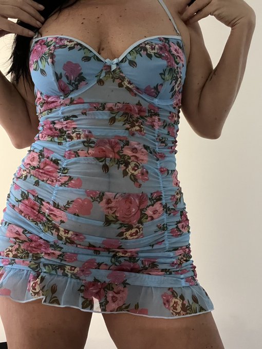 Are you having a great Monday? Make it better and follow my free 💋https://t.co/AxoCgx5m2J for exclusive<a href="/tag/lingerie"class="tags"><span>#lingerie</span></a><a href="/tag/sexy"class="tags"><span>#sexy</span></a><a href="/tag/pornhub"class="tags"><span>#pornhub</span></a><a href="/tag/maturemom"class="tags"><span>#maturemom</span></a><a href="/tag/soloplay"class="tags"><span>#soloplay</span></a>