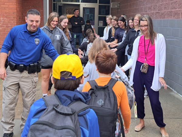 BSDBroncos's tweet photo. It's was a HIGH-FIVE Monday at the W. L. Callahan School this morning!
Thank you to our Burrillville High School Girls Soccer team for coming out and getting our week started on a positive! Go Broncos!!
@RIIL_sports
#highfivemonday #burrillvillepublicschools #gobroncos https://t.co/gWfhQiAb5J