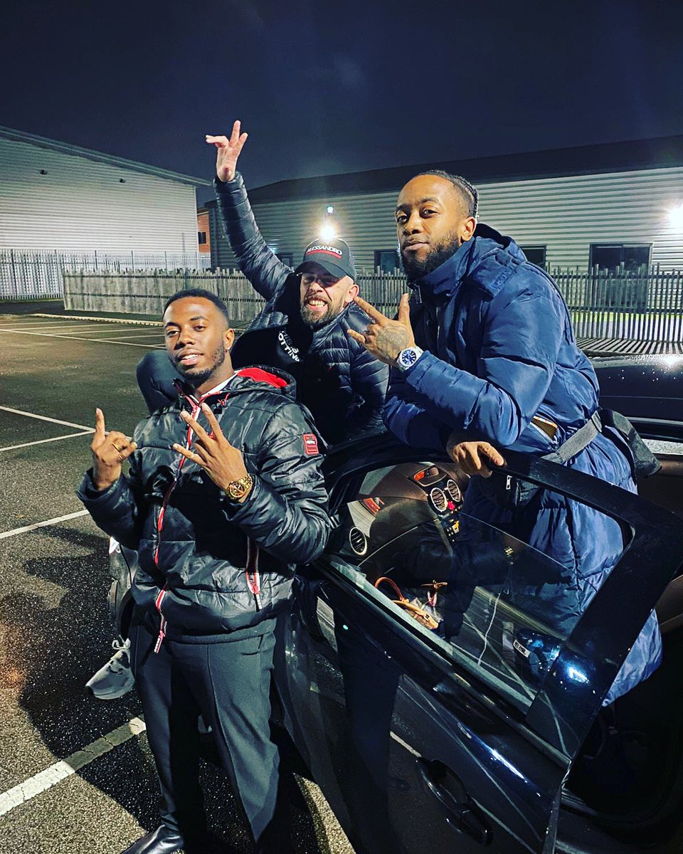 Only right I slid through an made a quick cameo in the new J Smxxve &amp; <a href="/XoTheArtist/">XoTheArtist</a> Music Video 📸 #outdoor