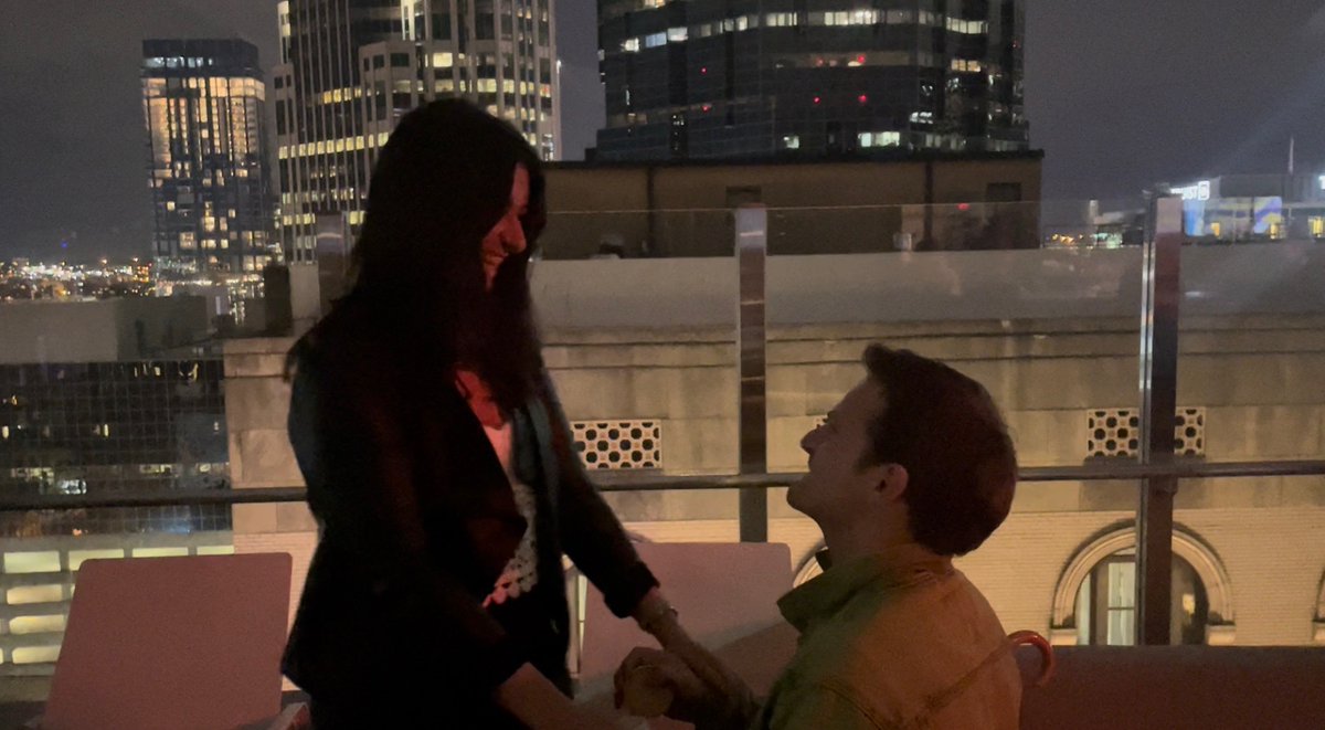 JakeMartiniSING's tweet photo. I proposed to the love of my life on Saturday night in Downtown Nashville, Tennessee !! https://t.co/D0I4lagQvD
