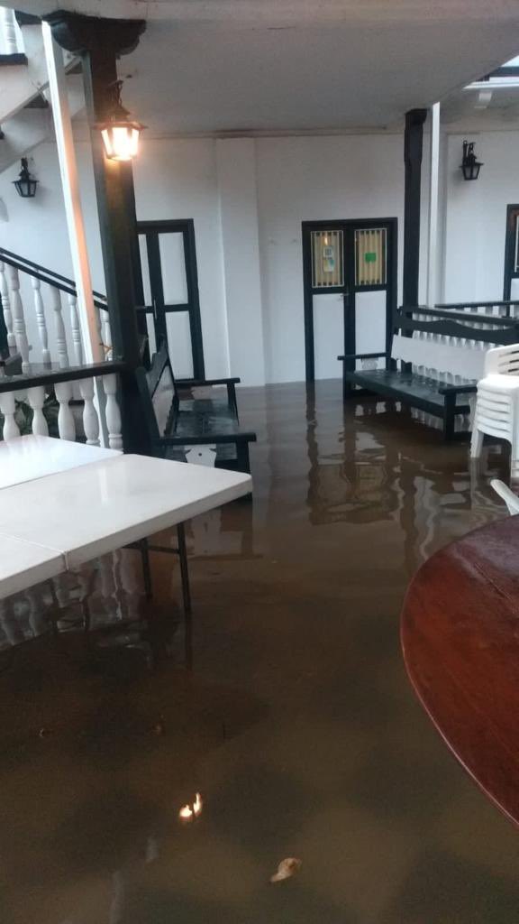 #COP27 #Cartagena #ClimateEmergency #ColombiaEsCOP27 #floods El Cabrero #Cartagena, Casa Museo, Rafael Núñez flooded.