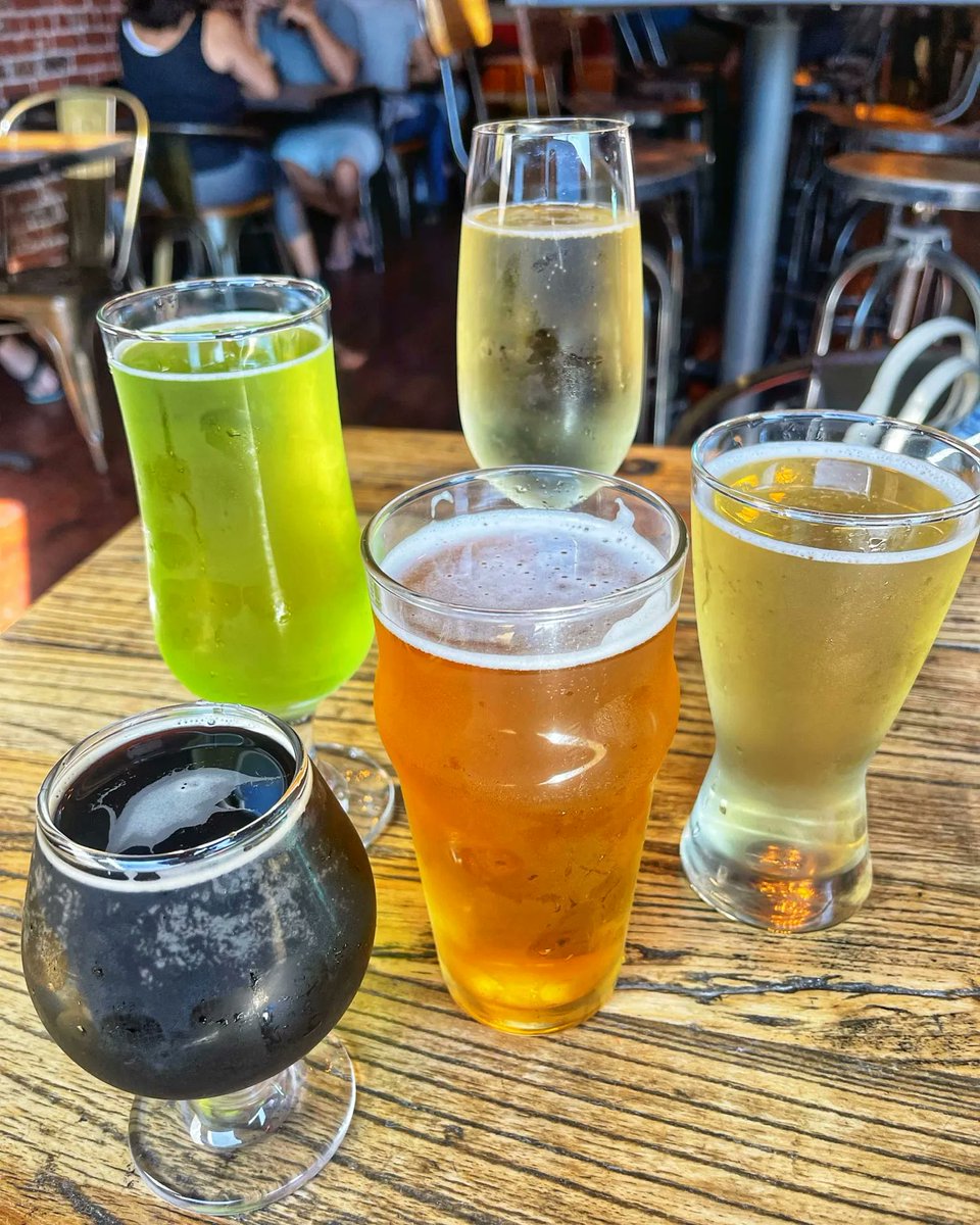 Mondays can be rough, BEER HELPS 😉🍻