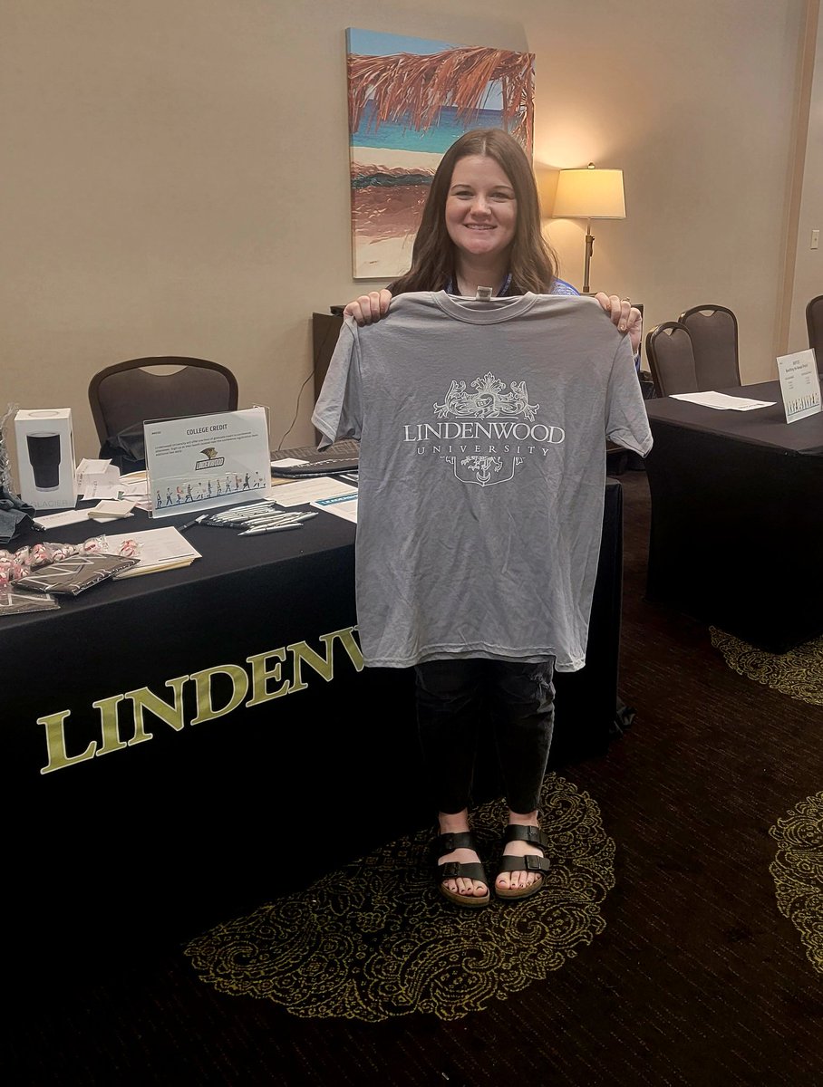 MSCA is all about prizes!Congrats Jacey Adams, Neosho Middle School counselor, a winner of a LU t-shirt! #MSCA22